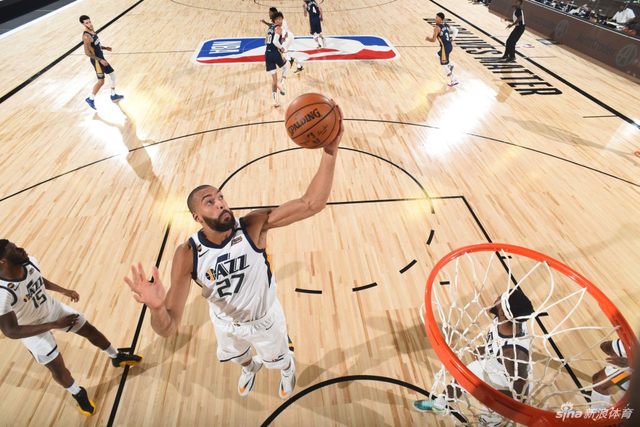 此前的冠亚 此前的冠亚